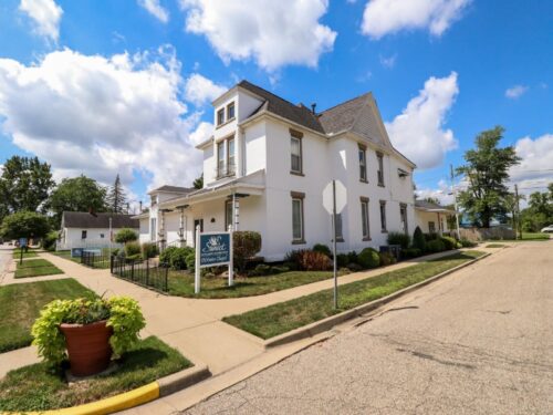 Sunset Funeral Home Cayuga Indiana IMG_4333