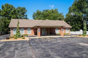 Sunset Funeral Home Westville Illinois IMG 4193